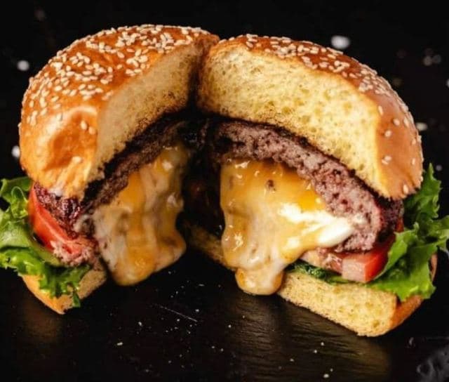 Chicken Juicy Lucy Cheese Burger
