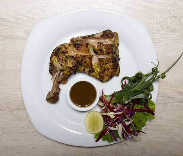 Green Chicken Tikka Leg