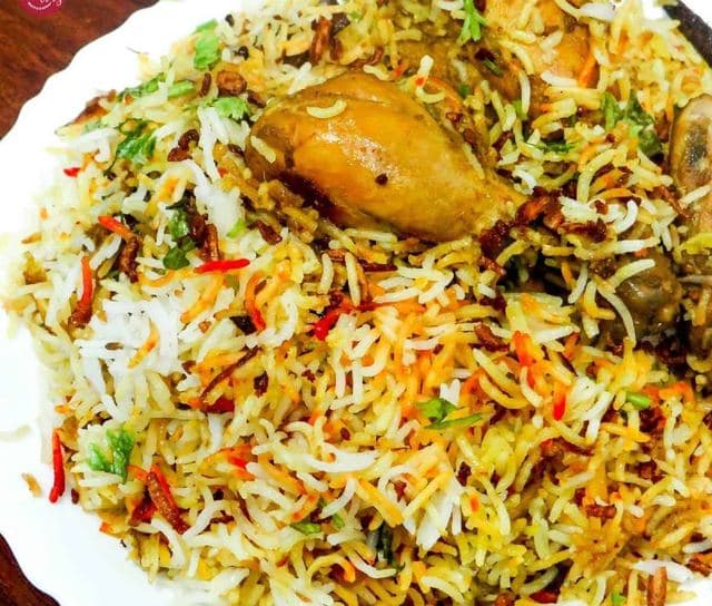 Hyderabadi Chicken Dum Biryani